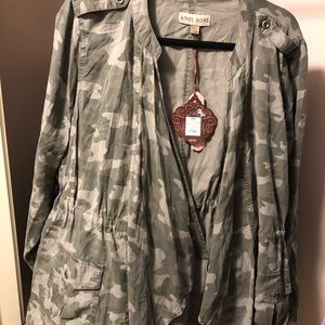 NWT Knox Rose Camo Utility Jacket